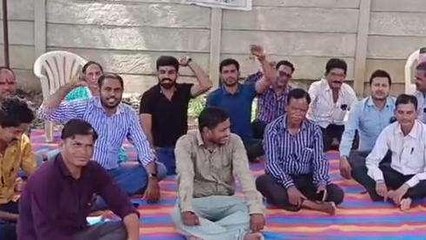 धार: पटवारियों की अनिश्चितकालीन हड़ताल जारी, कामकाज हो रहा प्रभावित