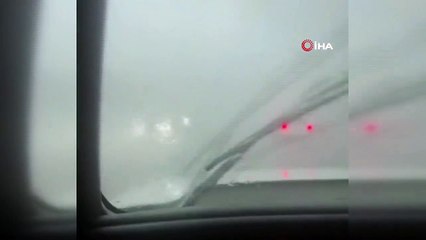 Ouragan Idalia aux États-Unis : un véhicule s'est renversé et a percuté un autre véhicule