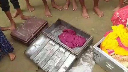 पूर्वी चंपारण: चोरों के आतंक से इलाके में दहशत, तीन घरों से लाखों की संपति हुई चोरी