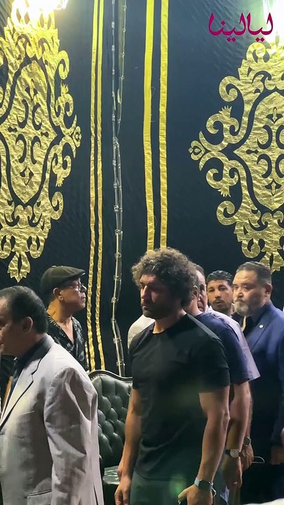 حسن الرداد بلوك مختلف في عزاء شقيق الفنان عمرو عبد الجليل وحضور العديد من نجوم الفن