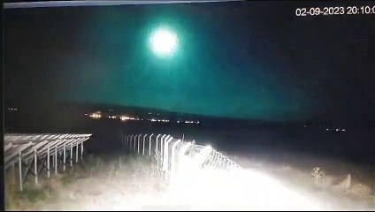 Ülkenin doğusunda geceyi 'parlak ışık’ aydınlattı