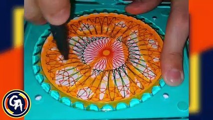 TRAZANDO un hipotrocoide llamativo usando un espirógrafo de engranajes. (VIDEO 7). PLOTTING an eye-catching hypotrochoid using a gear spirograph. (VIDEO 7).