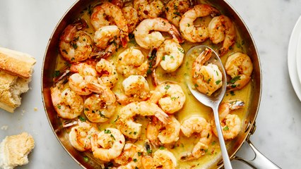 This Classic Shrimp Scampi With Garlicky Bread Crumbs Is The Main Event