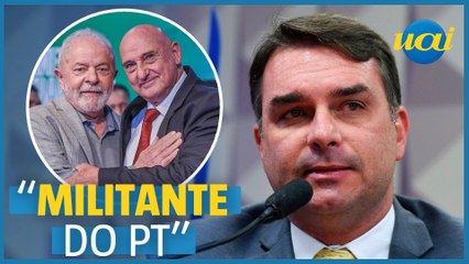 CPMI: Flávio Bolsonaro acusa G. Dias de ser petista