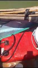 Denuncian supuesto derrame de fueloil cerca de barcaza en Azua