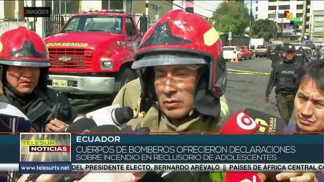 Autoridades ecuatorianas investigan la explosión de dos coches bombas