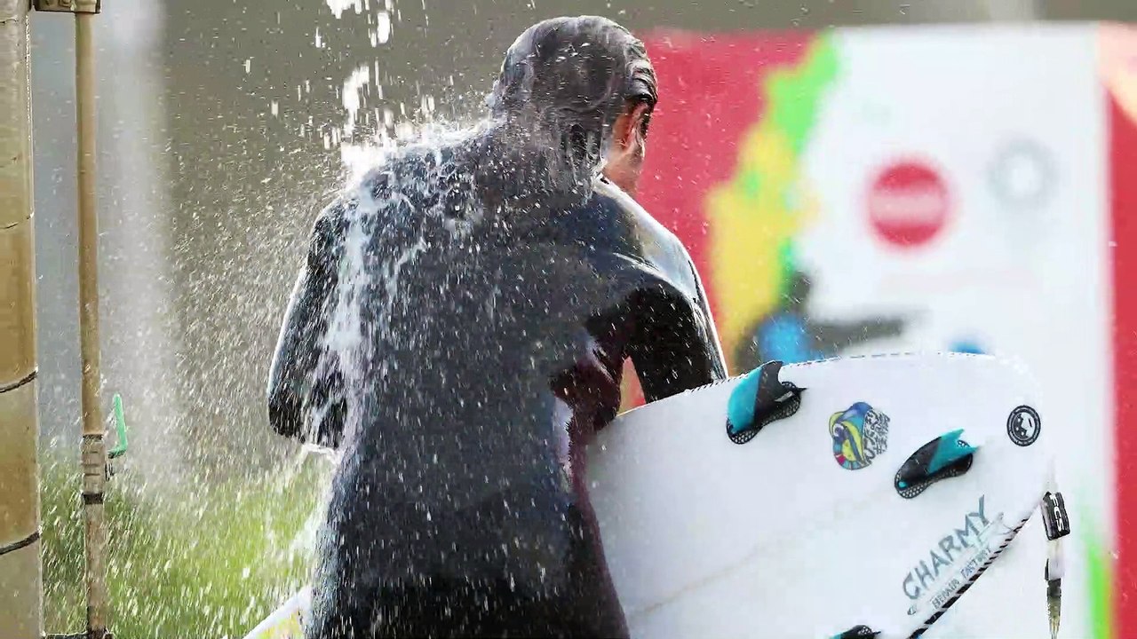 Beautiful Surfer in Japan
