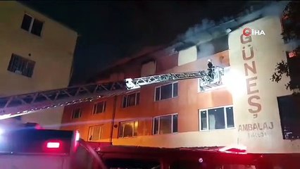 İzmir Bornova'da Ayakkabı Atölyesinde Yangın Çıktı