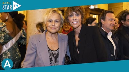 Comme un parfum d'été  Muriel Robin et sa femme Anne Le Nen heureuses en vacances, tendres photos