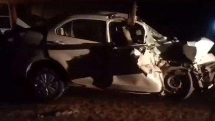 बीकानेर: ट्रक कार की भीषण टक्कर, एक की मौत चार घायल, मचा कोहराम
