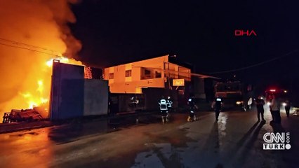 Adana'da palet fabrikasında yangın