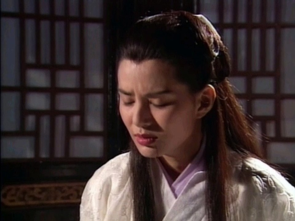 The Return of the Condor Heroes 95 in slow motion 神鵰俠侶 李若彤版 小龍女得知自己失貞真相 傷心欲絕  Little Dragon Girl was heartbroken when she learned the truth about losing her virginity