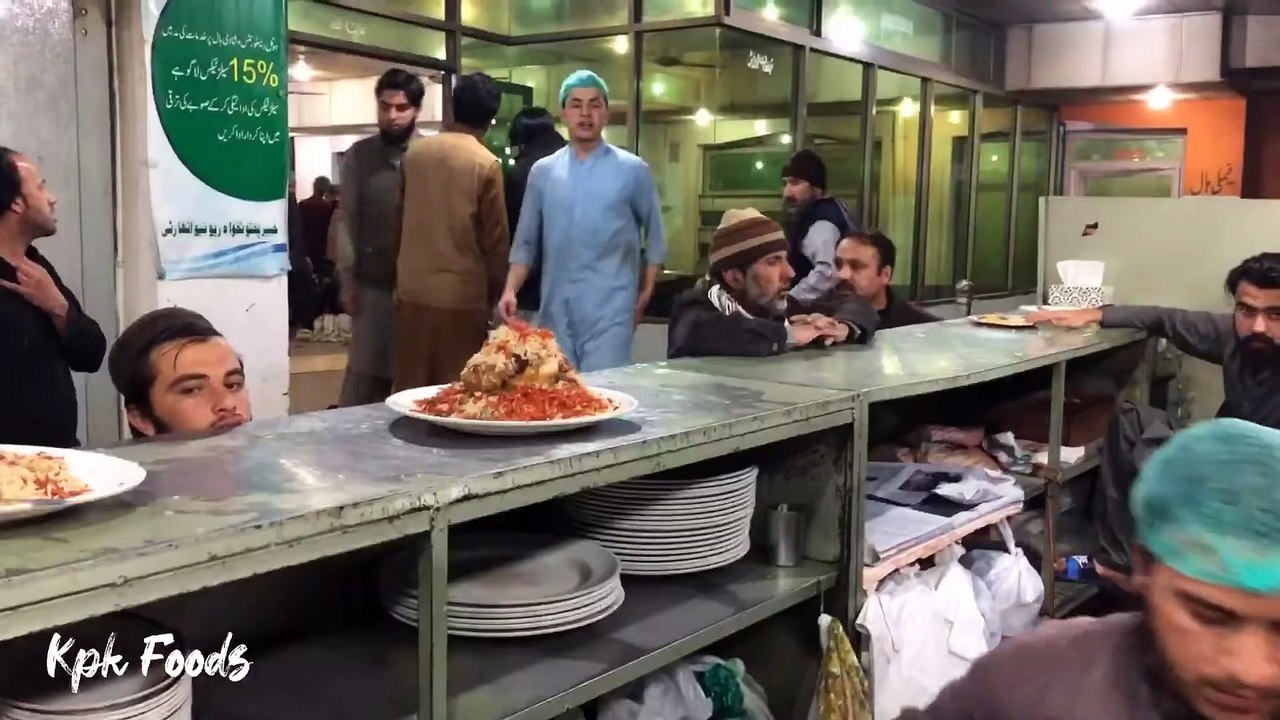 Kabuli Pulao - Shinwari Restaurant, Peshawar -- Afghani Shenwari Pulao Ricepe - Asian Street Food -