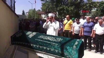 Anne ve Kızı Yan Yana Defnedildi