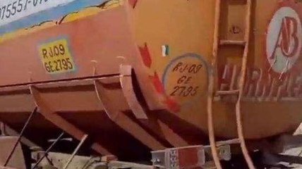 राजगढ़: वाहनों को टैंकर ने मारी टक्कर,पुलिस ने की कार्रवाई