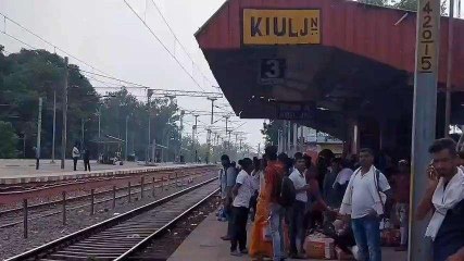 लखीसराय: किऊल के रास्ते चलने वाली दर्जनों ट्रेन डेढ़ महीने तक रहेंगी प्रभावित, देखें रिपोर्ट