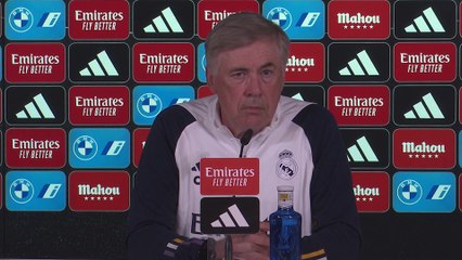 Ancelotti : "Je ne vois pas en quoi baisser mon salaire va faire venir Mbappé"