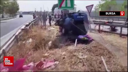 Bursa'da refüjdeki direğe çarpan otomobilin sürücüsü öldü
