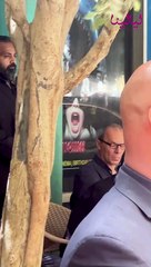 عمرو عبد الجليل في انتظار جثمان شقيقه وسط حراسة مشددة