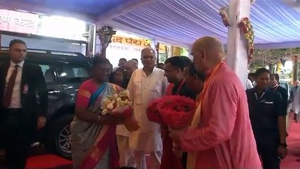 राष्ट्रपति द्रौपदी मुर्मु ने रतनपुर में आदिशक्ति मां महामाया देवी के किए दर्शन, देशवासियों की सुख-समृद्धि की कामना की