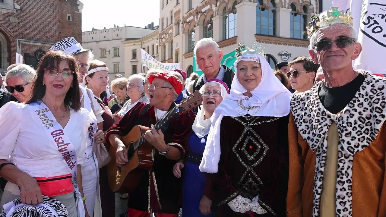 KRAKOW KOROWOD SENIOROW