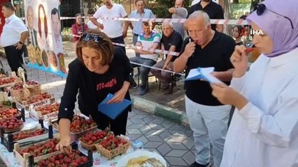 Hanımlar Yöresel Yemeklerle Yeteneklerini Sergiledi