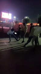 वीडियो में देखे : राम की पैड़ी को दबंगों ने बना दिया अखाड़ा, दो भाइयों की जमकर हुई पिटाई