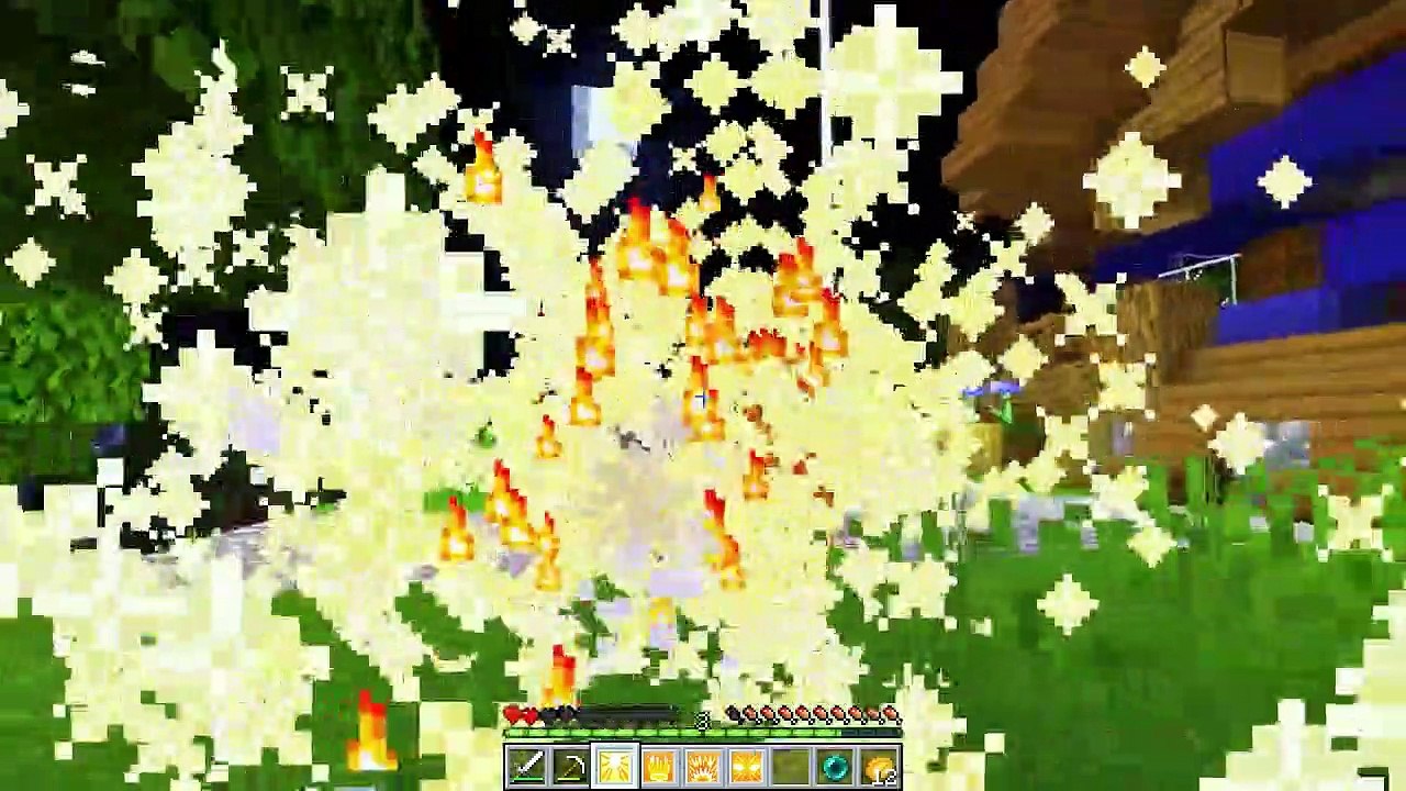 Playing as a HELPFUL Full MOON Kitten!