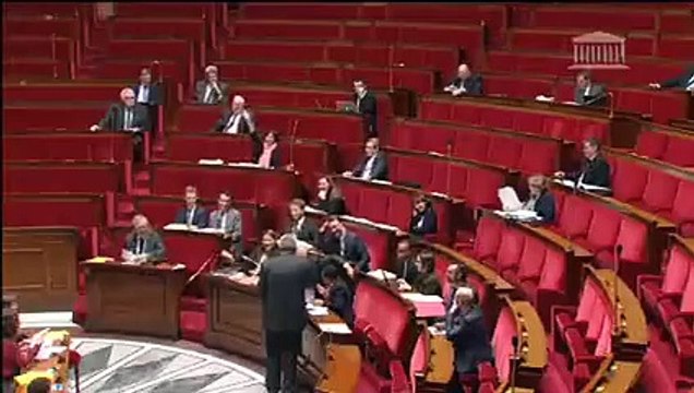 Quand Christian Eckert imite un pigeon à l'Assemblée nationale