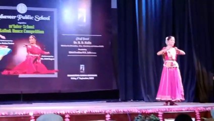 मंच पर दिखी गुरु-शिष्य की जुगलबंदी