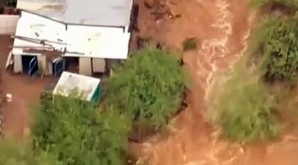 Arizona : des automobilistes encerclés par la crue