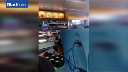 Pologne : elle fait ses courses nue !