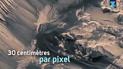 Vol imaginaire au-dessus des paysages de Mars