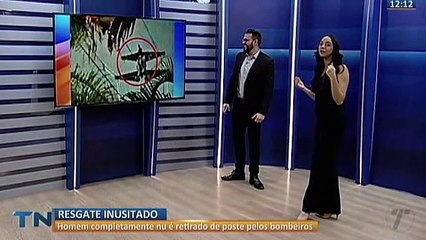 Homem nu é resgatado de poste pelos bombeiros na Grande Vitória