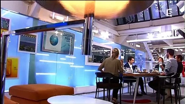 Stéphane Bern raconte : l'hymne national britannique est né de l'anus de Louis XIV