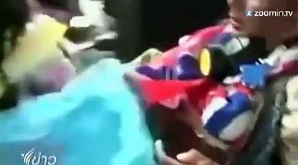 Manifestations violentes en Thaïlande