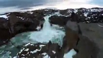Les magnifiques paysages islandais filmés depuis un drone