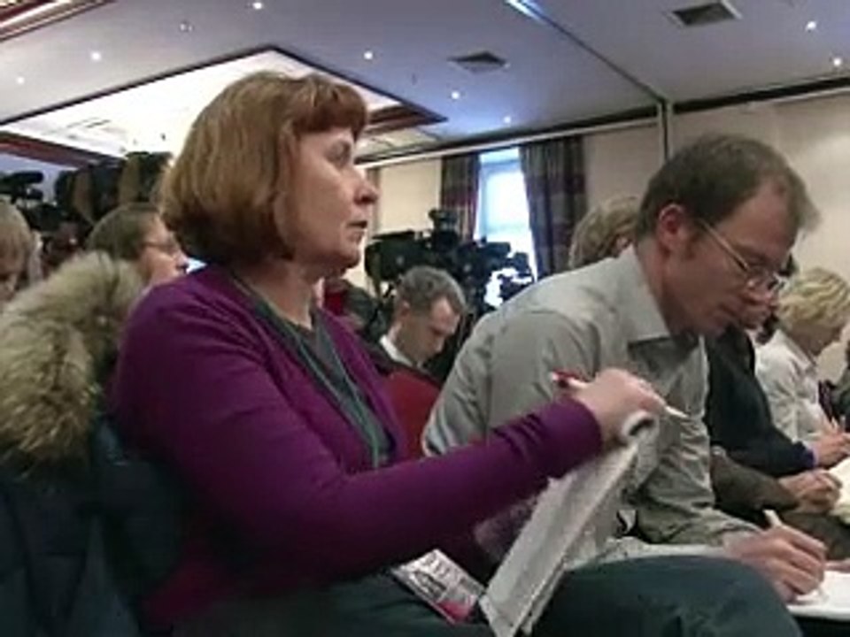 Législatives : des milliers de Russes protestent, 300 interpellations