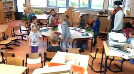 iPad remplace le crayon à la Steve Jobs School