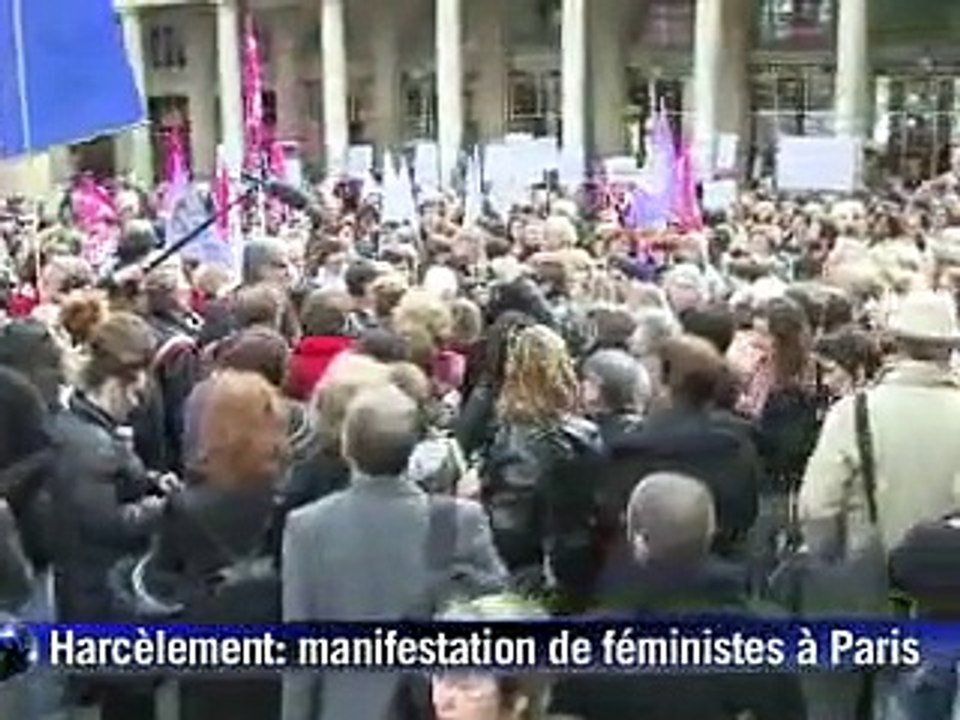 Harcèlement rayé du code pénal: les féministes cherchent les moyens d'aider les victimes