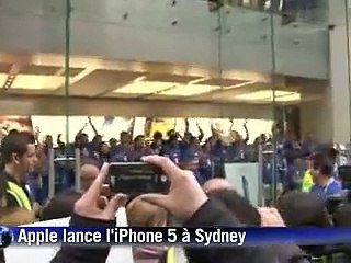 Les fans d'Apple célèbrent la sortie de l'iPhone 5