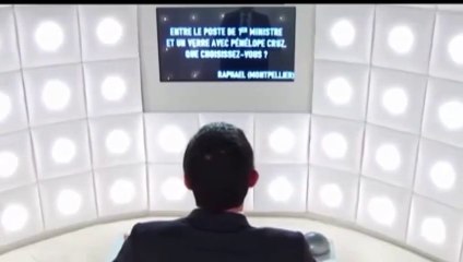 Manuel Vals préfère boire un verre avec Pénélope Cruz qu'être Premier ministre