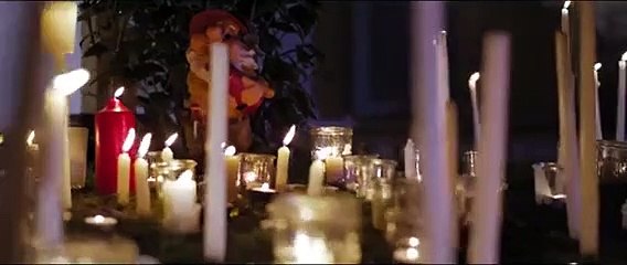 Kyan Khojandi : Bref, le clip de "Monsieur tout le monde"