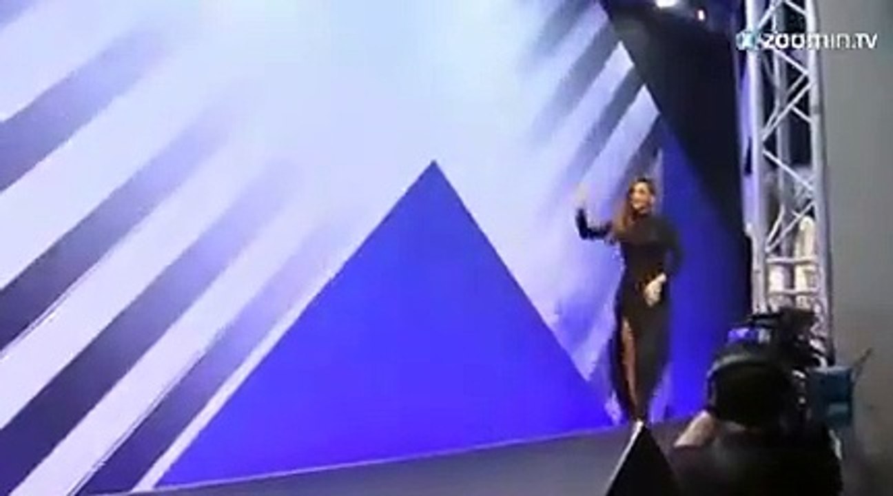 Riri, plus célibataire ?