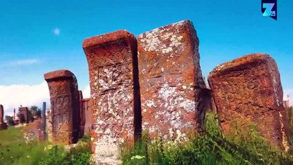 Les pierres tombales du 10ème siècle cachées en Arménie