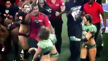 Bagarre générale après un match de football américain en lingerie !