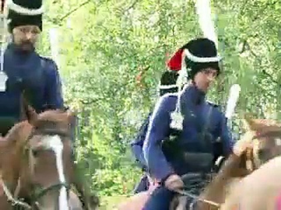 Des cosaques russes à cheval vers Paris pour fêter la victoire sur Napoléon