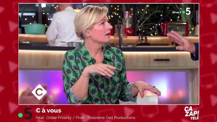 Franck Dubosc passe le bonjour à ses enfants en direct dans C à Vous