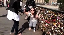 Paris: des selfies pour chasser les cadenas