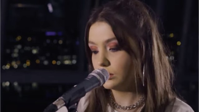 Voici - Mort de Faye Fantarrow à 21 ans : les fans de la protégée d’Eurythmics sous le choc